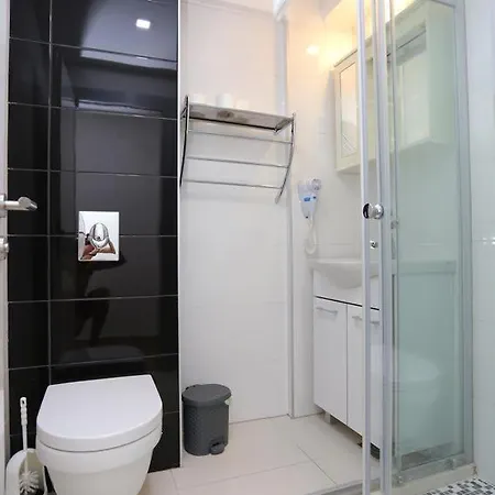 Гостевой дом Quadruple Kastel Stafilic 17710a Каштела